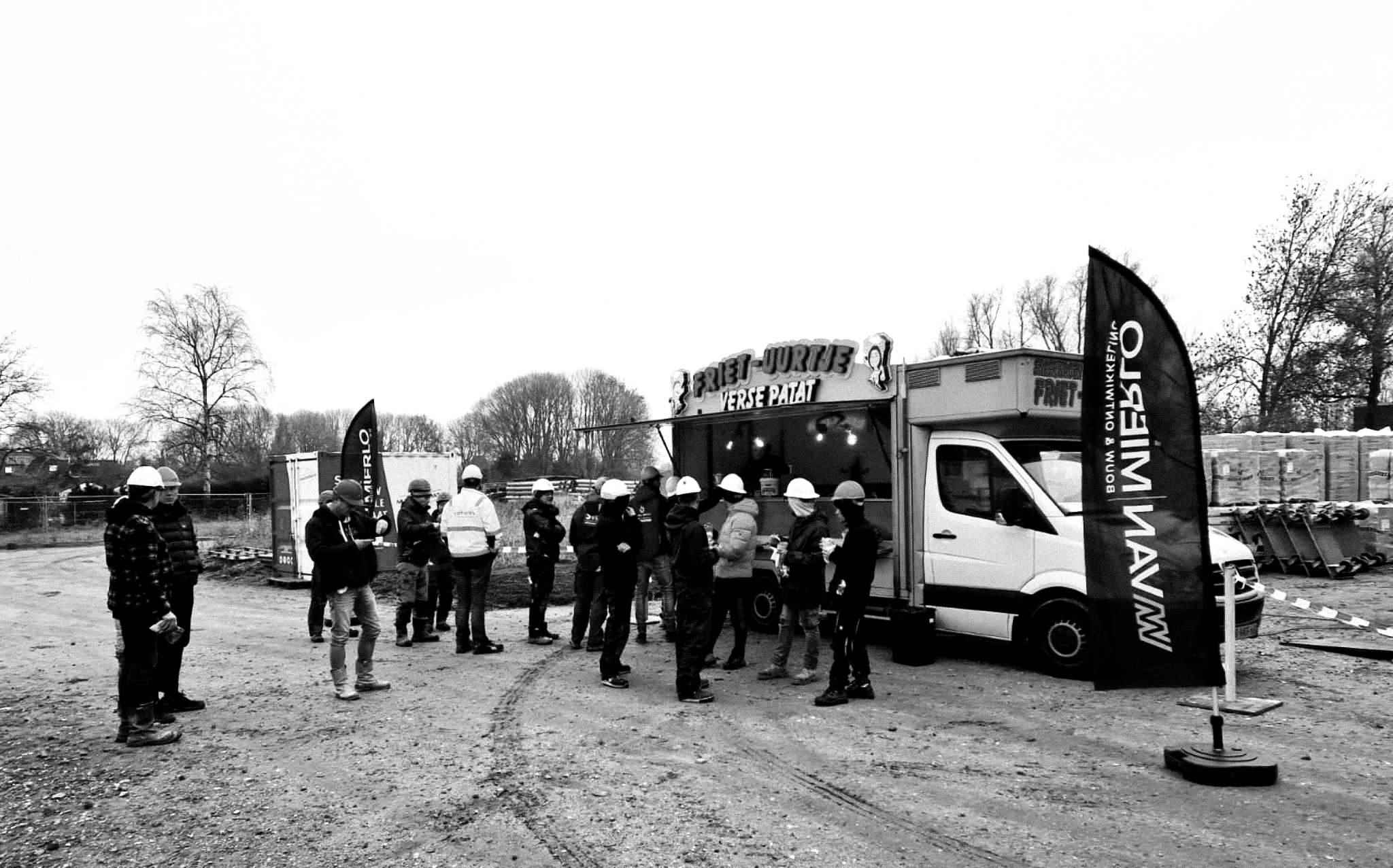 Een frietkar huren in plaats van dure catering